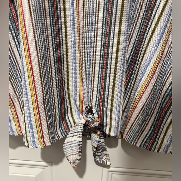 Cure Striped Flutter Sleeve Tie Front Blouse Sz Medium Beautiful Colors & Style! - Picture 7 of 12
